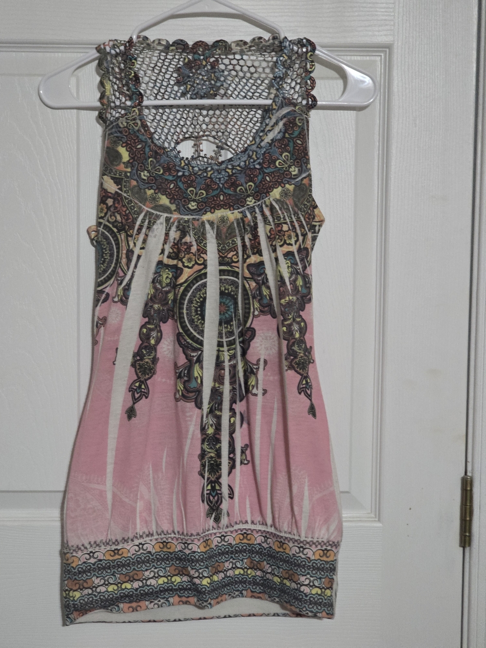 Rue21 Pink Printed Tank with Crochet Yoke